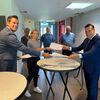 Ondertekening verbouwingscontact dorpshuis Welsum en de Mare en gemeente Olst-Wijhe